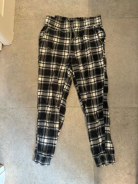 aerie Black and White Plaid Pants